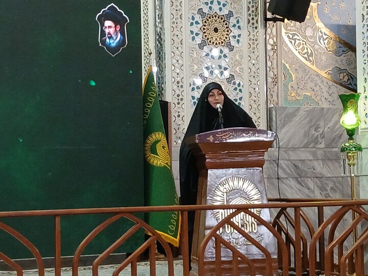 تصاویر نخستین کنگره شعر بانوان (سلام برابراهیم) در حرم مطهر رضوی