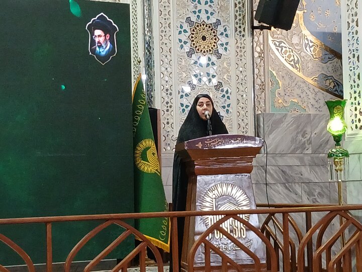 تصاویر نخستین کنگره شعر بانوان (سلام برابراهیم) در حرم مطهر رضوی