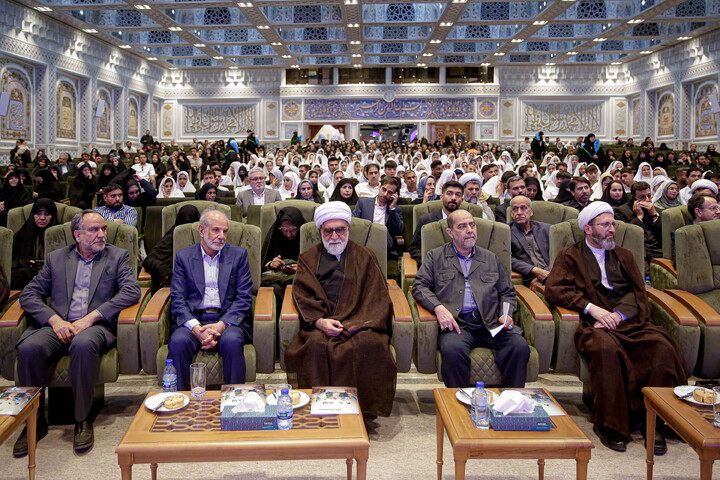 تصاویر/ همایش جوانی جمعیت در حرم مطهر رضوی