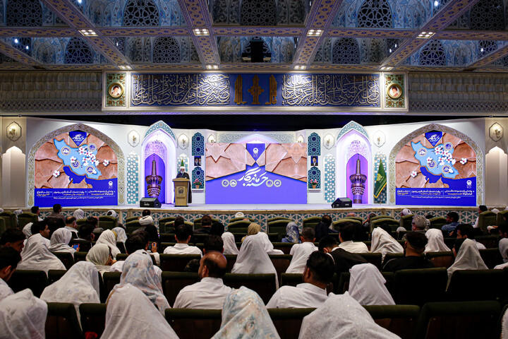 تصاویر/ همایش جوانی جمعیت در حرم مطهر رضوی
