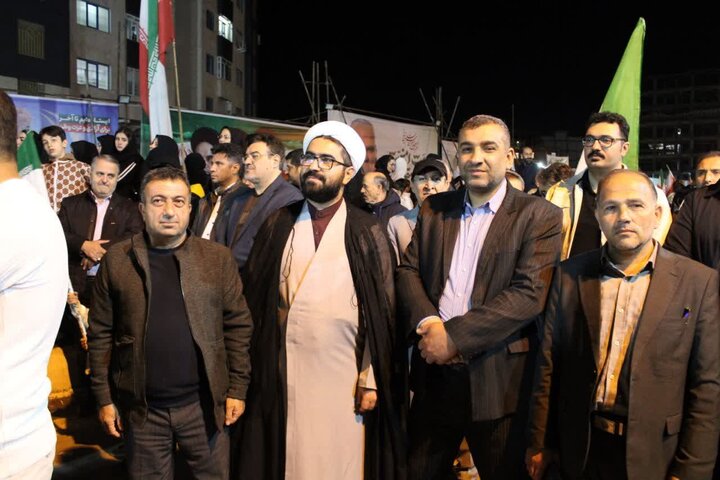 تصاویر/ قرار خیابانی مردم ماکو در ایستگاه هشتادم در حمایت از نظام اسلامی