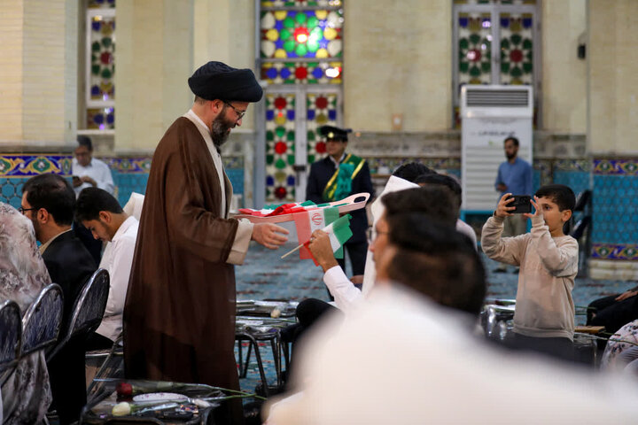 تصاویر/ جشن ازدواج طلبگی با حضور زوج‌های طلبه برادر و خواهر حوزه علمیه استان یزد برگزار شد