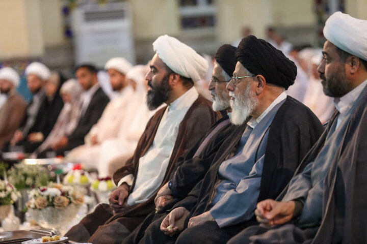 تصاویر/ جشن ازدواج طلبگی با حضور زوج‌های طلبه برادر و خواهر حوزه علمیه استان یزد برگزار شد