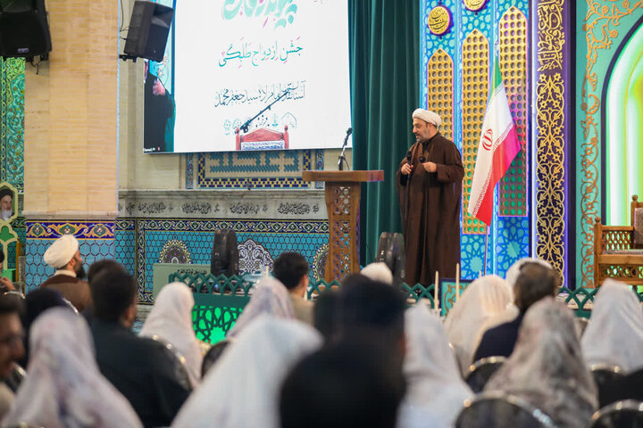 تصاویر/ جشن ازدواج طلبگی با حضور زوج‌های طلبه برادر و خواهر حوزه علمیه استان یزد برگزار شد