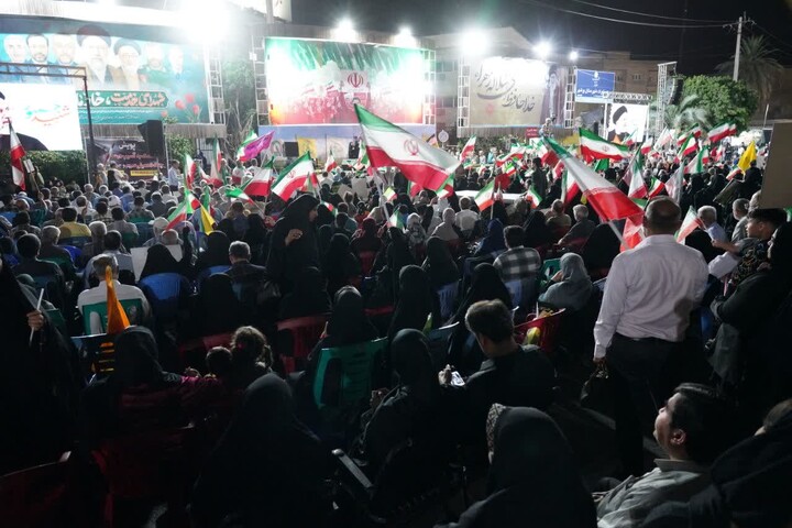 تصاویر/ وفاداری مجدد بوشهری ها در سنگر انقلاب