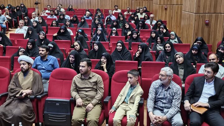 تصاویر/ همایش خانواده صدرایی با حضور والدین دانش‌آموزان مدارس علوم ومعارف صدرای یزد برگزار شد