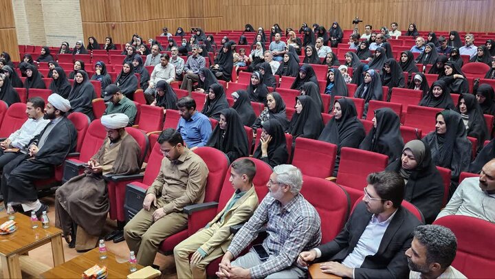 تصاویر/ همایش خانواده صدرایی با حضور والدین دانش‌آموزان مدارس علوم ومعارف صدرای یزد برگزار شد