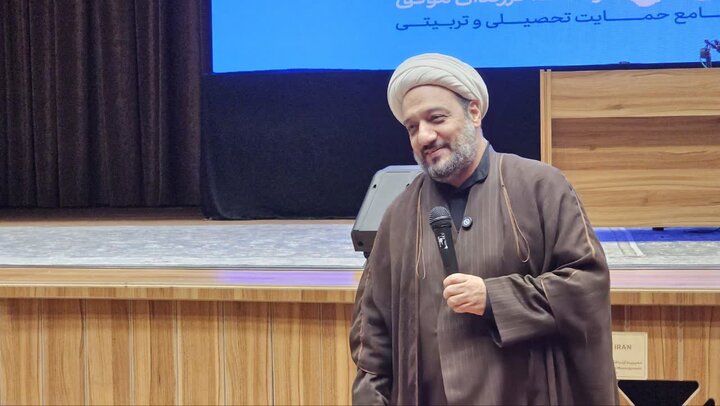 تصاویر/ همایش خانواده صدرایی با حضور والدین دانش‌آموزان مدارس علوم ومعارف صدرای یزد برگزار شد