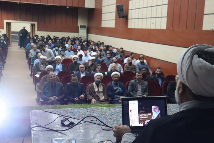 مهارت‌های زندگی مبتنی بر مفاهیم دینی و تربیتی