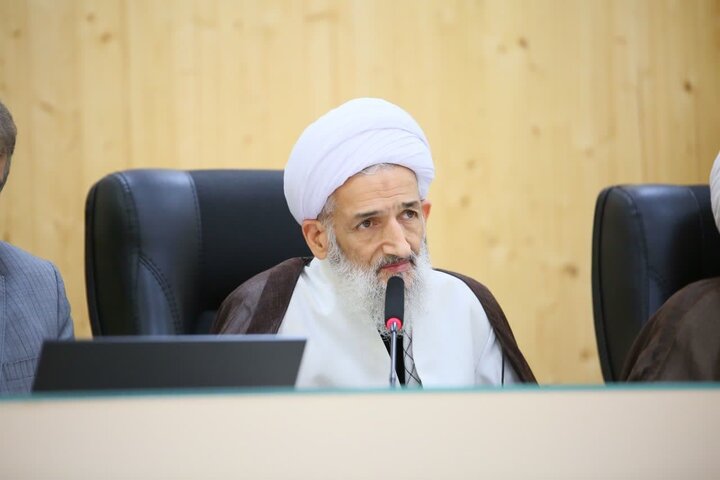 تصاویر/  اولین گردهمایی ائمه جمعه استان در سال ۱۴۰۵ در ساری، با موضوع «تجمعات شبانه» و «صلح و سازش»