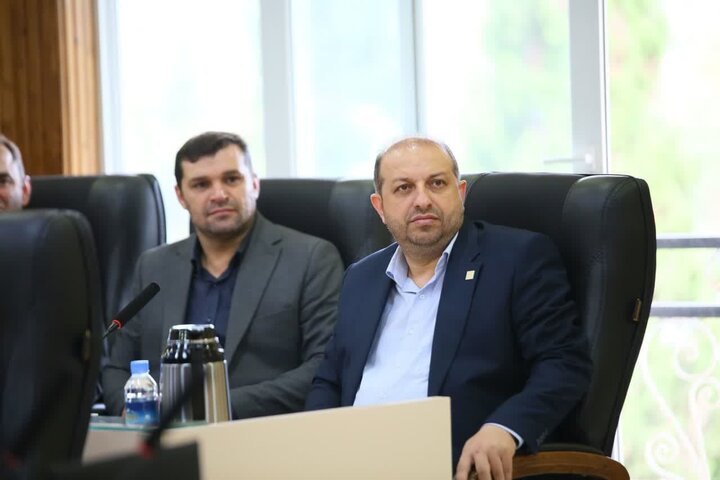 تصاویر/  اولین گردهمایی ائمه جمعه استان در سال ۱۴۰۵ در ساری، با موضوع «تجمعات شبانه» و «صلح و سازش»