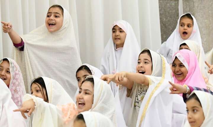 تصاویر/ مراسم جشن تکلیف دختران در حرم حضرت عبدالعظیم(ع)