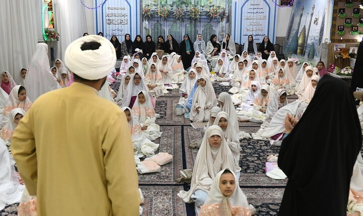 تصاویر/ مراسم جشن تکلیف دختران در حرم حضرت عبدالعظیم(ع)