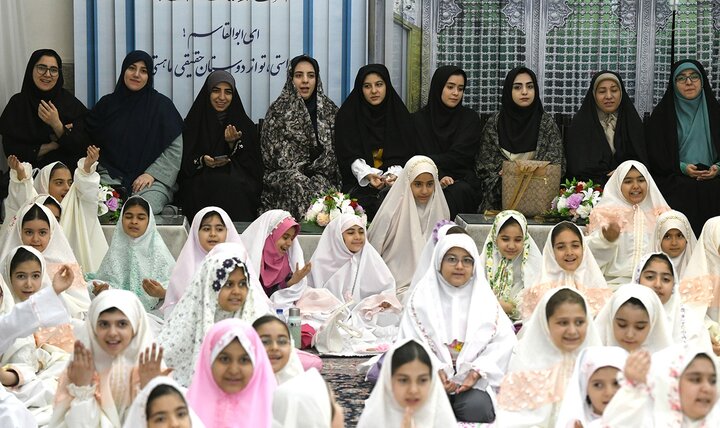تصاویر/ مراسم جشن تکلیف دختران در حرم حضرت عبدالعظیم(ع)