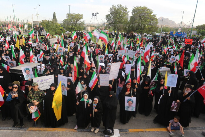 تصاویر/ اجتماع بانوان اصفهانی در سالروز شهادت آیت الله رئیسی