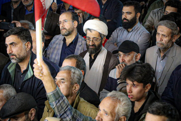 تصاویر/ وداع باشکوه مردم بهار با پیکر سرگرد پاسدار شهید نادر حمیدیان
