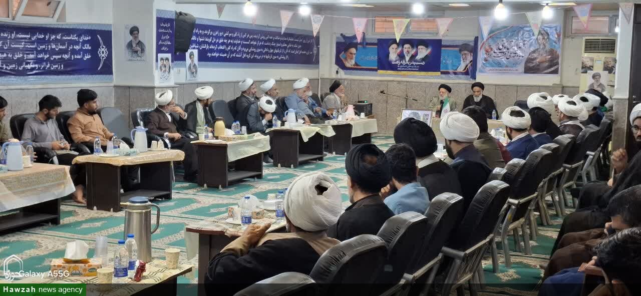 طلاب و روحانیون مدرسه امام موسی بن جعفر(ع) شهرستان بهبهان