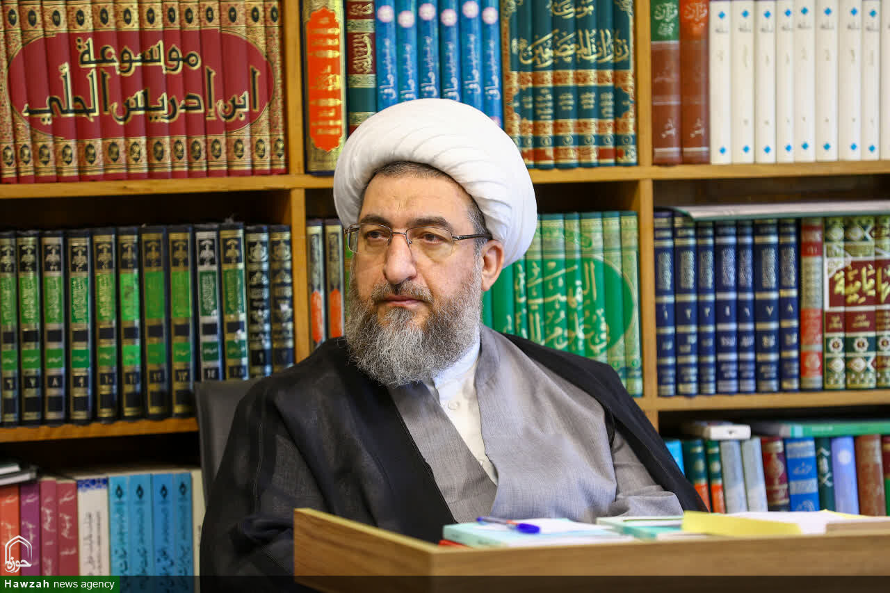 نشست مدیران مدارس علمیه تبریز با نماینده ولیفقیه برگزار شد+ عکس