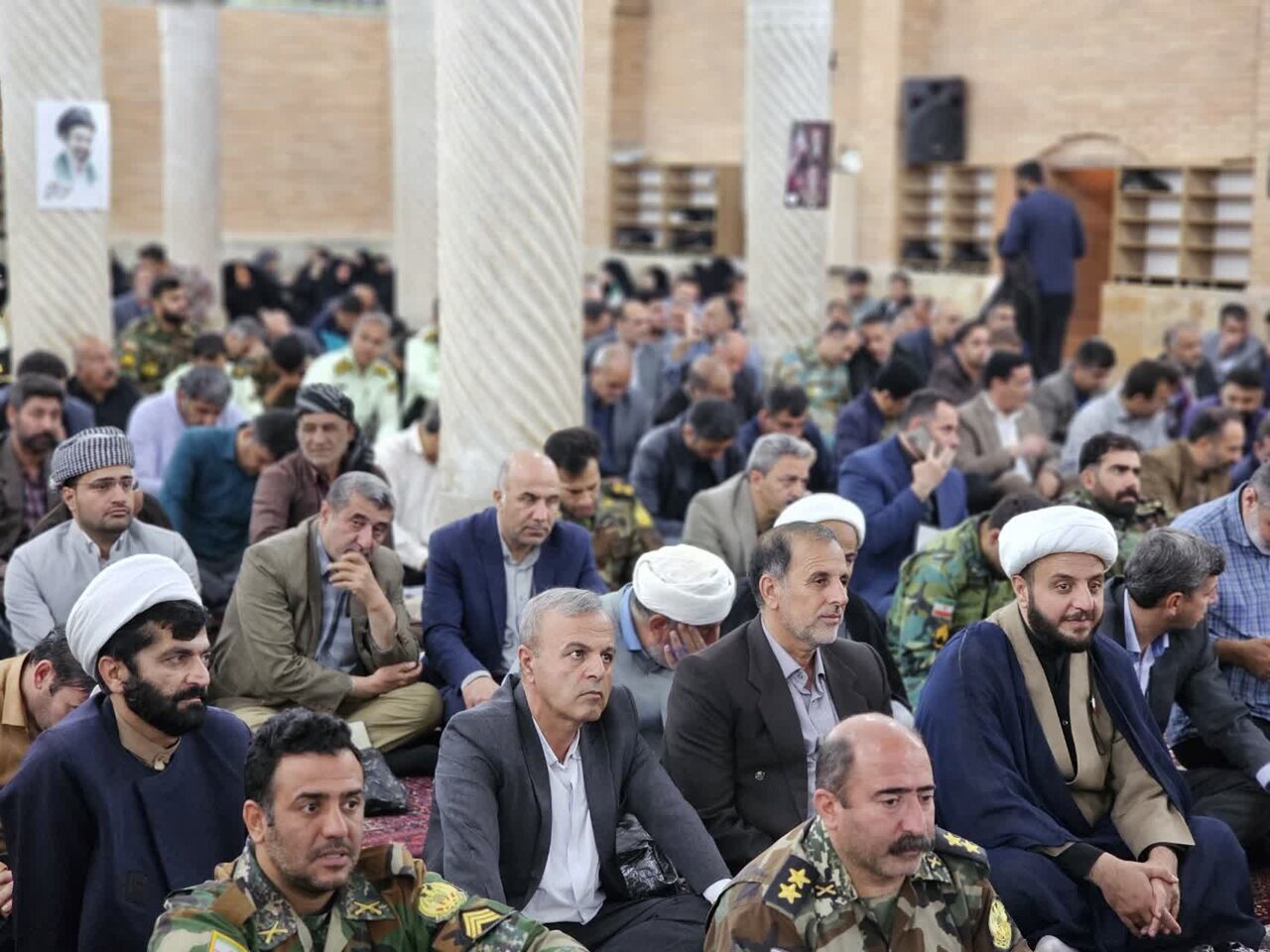 فیلم| مراسم بزرگداشت سالگرد شهادت آیت الله رئیسی در مسجد جامع سنندج