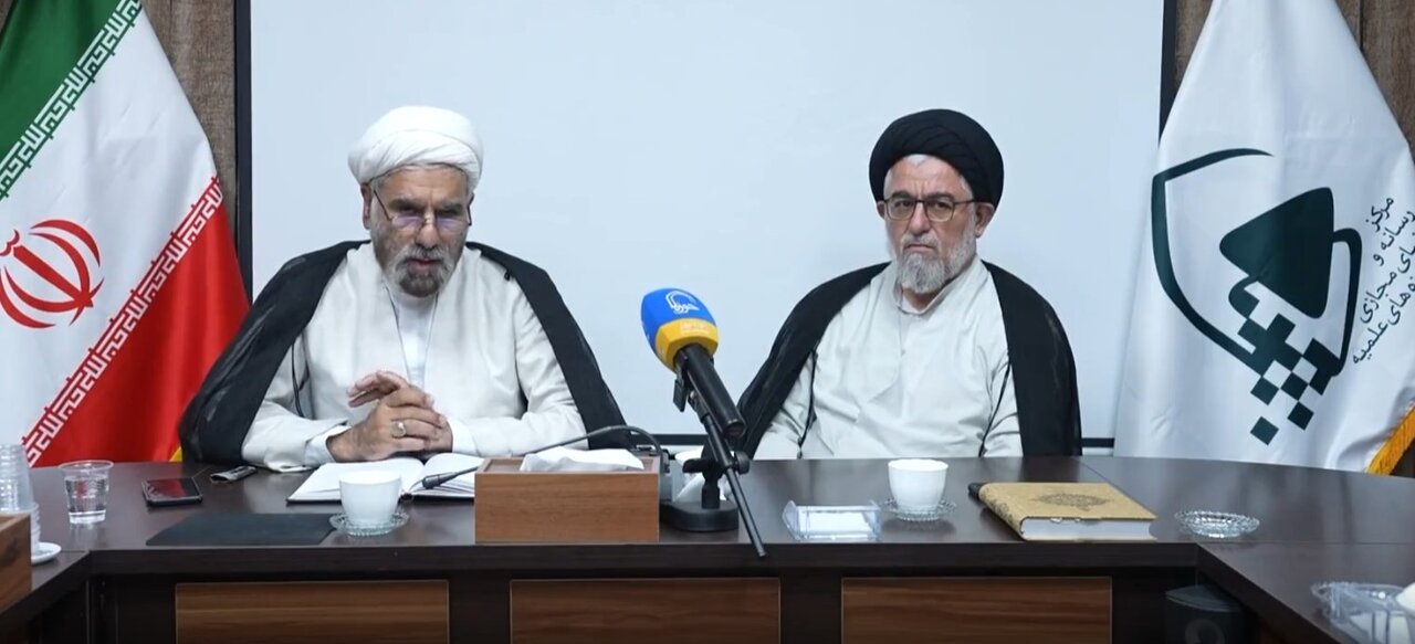 فیلم | نشست «بازخوانی و تحلیل پیام رهبر شهید» به مناسبت یکصدمین سال بازتأسیس حوزه علمیه قم