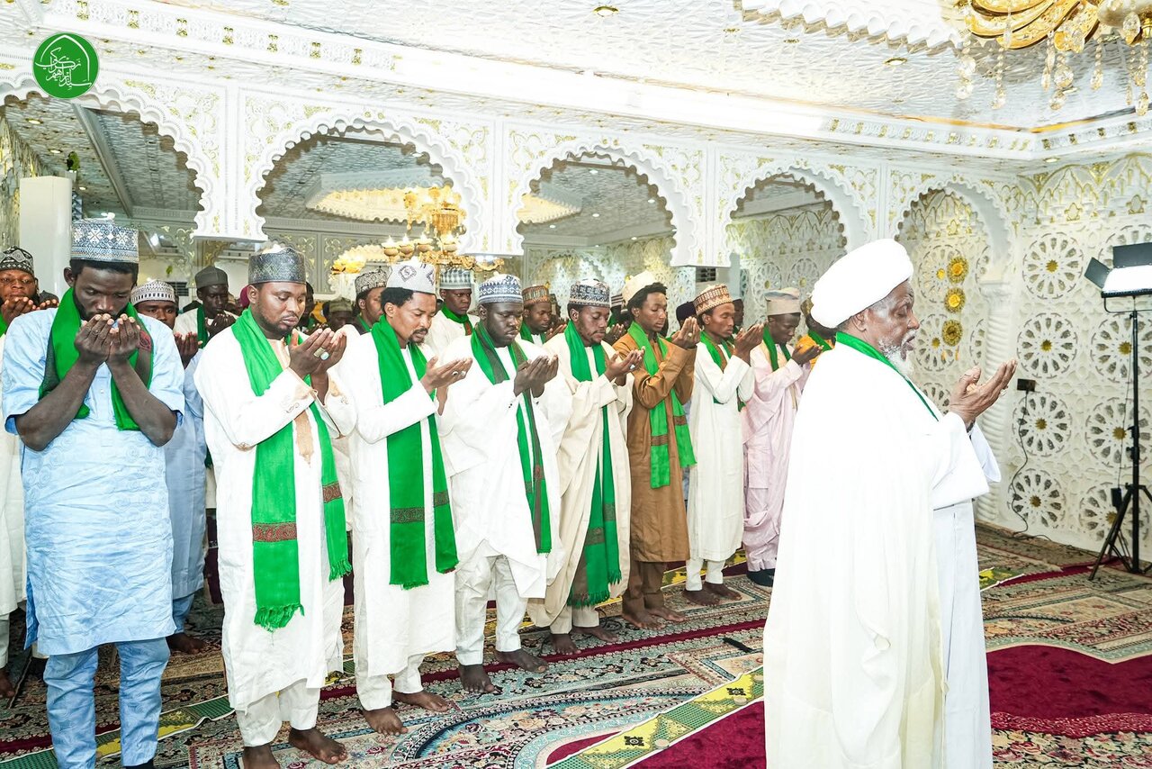 Son Ahlul Baiti (AS) ba Kawai Iƙirari a Baki ba ne, Aiki ne Tare da Sadaukarwa