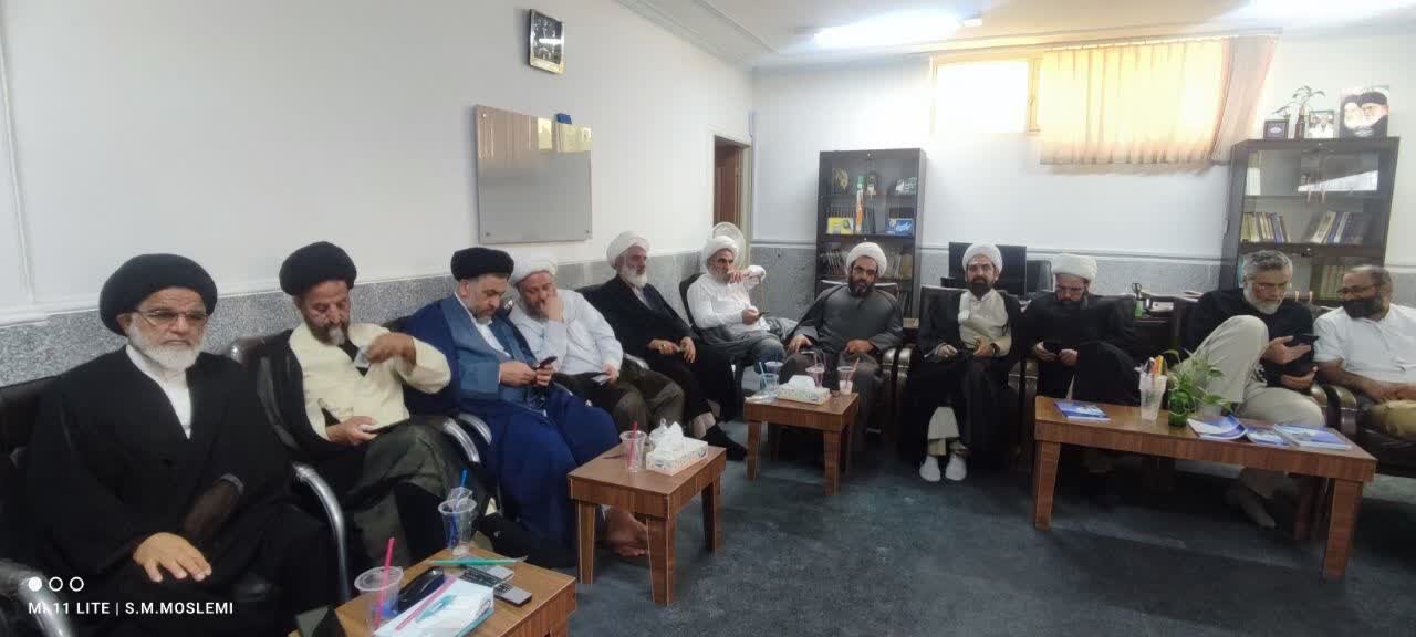 گردهمایی ائمه جمعه منطقه کاشان و قم برگزار شد+تصاویر