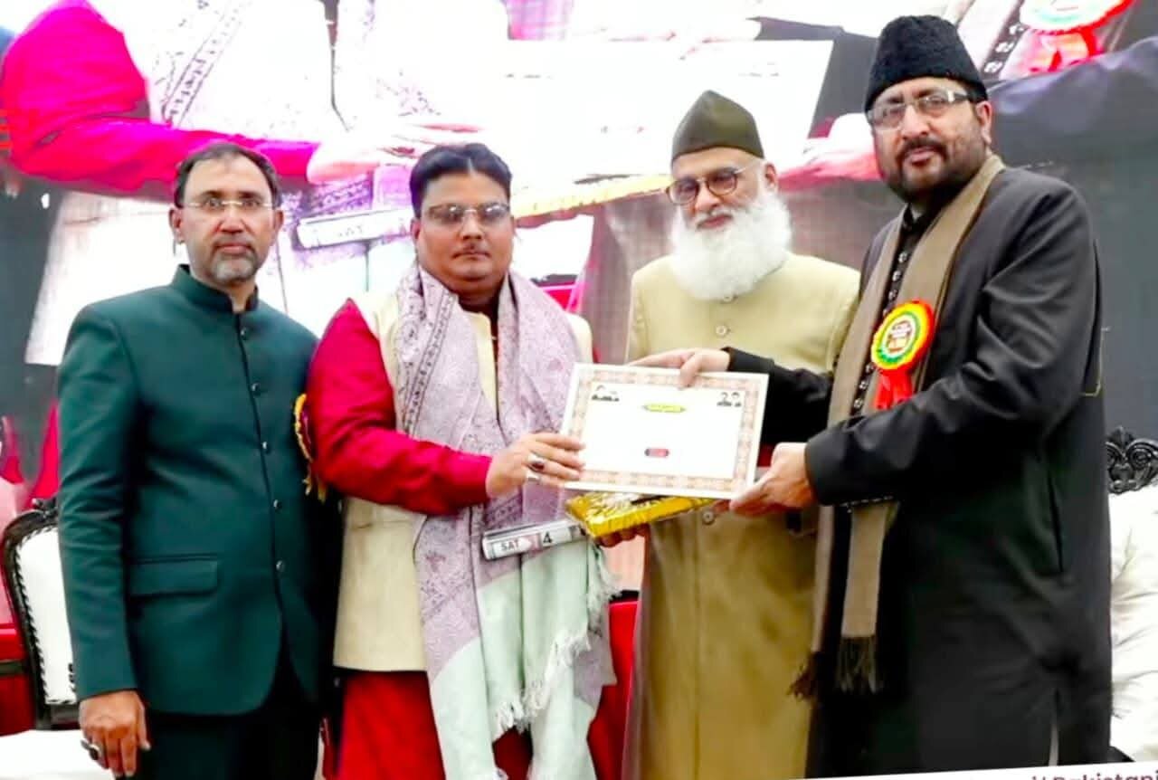 حیدرآباد ہندوستان میں شیعہ نیشنل اسلامک کوئز مقابلے کا انعقاد: مہاراشٹر سے خدیجہ زہراء بنت جعفر علی نے ساتویں پوزیشن حاصل کی