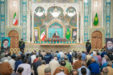 تصاویر/ مراسم دومین سالگرد شهادت سیدالشهدای خدمت شهید آیت الله رئیسی و شهدای خدمت در حرم حضرت معصومه سلام الله علیها