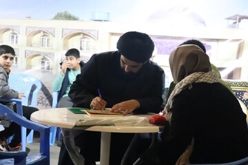 فیلم|  لحظاتی از فعالیت قرارگاه خدمت رسانی مدرسه علمیه قرآنی قائد شهید امام خامنه‌ای ارومیه
