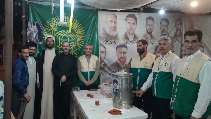 تصاویر/هشتادویکمین اجتماع شبانگاهی مردم دارالشهداء آران و بیدگل بیاد شهدای پرواز
