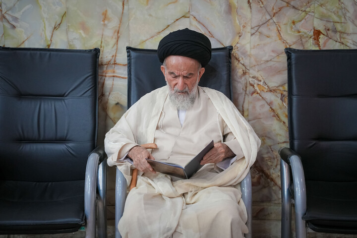 تصاویر/ مراسم دومین سالگرد شهادت سیدالشهدای خدمت شهید آیت الله رئیسی و شهدای خدمت در حرم حضرت معصومه سلام الله علیها