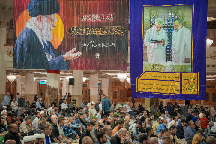 تصاویر/ مراسم دومین سالگرد شهادت سیدالشهدای خدمت شهید آیت الله رئیسی و شهدای خدمت در حرم حضرت معصومه سلام الله علیها
