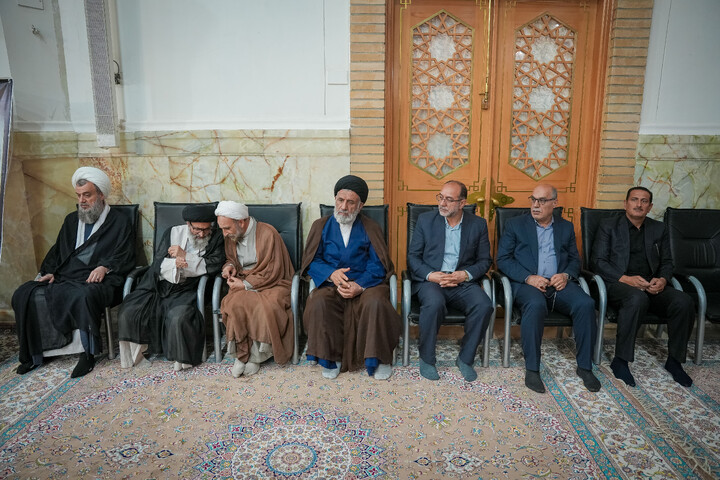 تصاویر/ مراسم دومین سالگرد شهادت سیدالشهدای خدمت شهید آیت الله رئیسی و شهدای خدمت در حرم حضرت معصومه سلام الله علیها