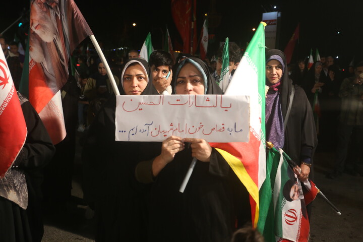 صاویر/ هشتاد و یکمین شب حماسه حضور اصفهانی‌ها در خیابان‌ها و میدان‌های شهر