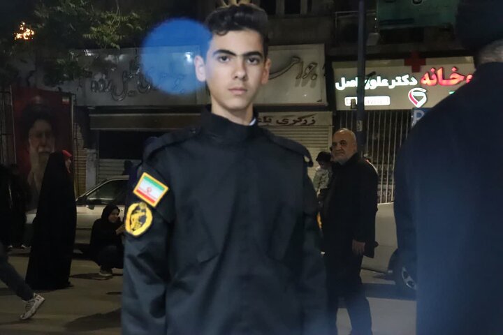 تصاویر/  استمرار فعالیت قرارگاه خدمت رسانی مدرسه علمیه قرآنی قائد شهید امام خامنه‌ای