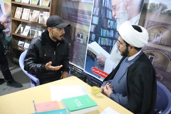 تصاویر/  استمرار فعالیت قرارگاه خدمت رسانی مدرسه علمیه قرآنی قائد شهید امام خامنه‌ای