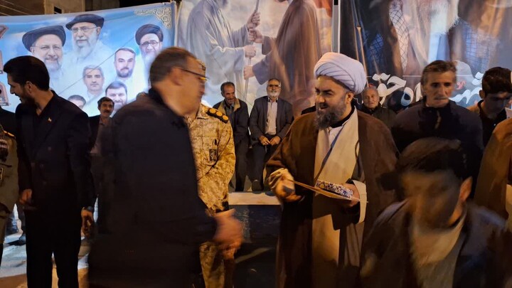 تصاویر/ اجتماع بزرگ مردم ترکمنچای در دفاع از انقلاب و کشور