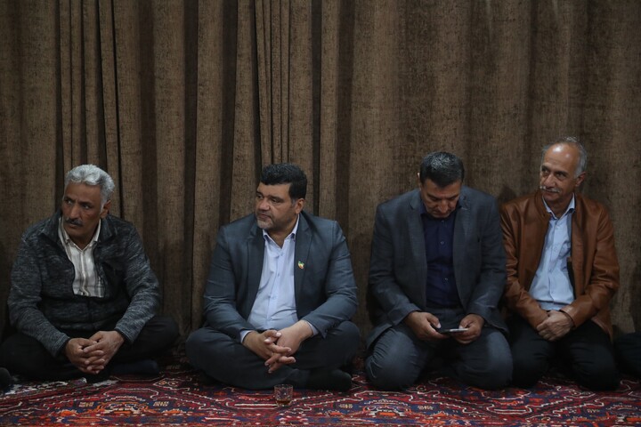 تصاویر/ گرامیداشت رئیس جمهور شهید توسط بازاریان شهرکرد