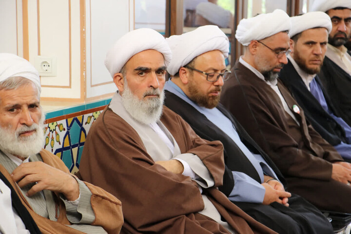 تصاویر |نشست ماهانه مدیران مدارس علمیه حوزه اصفهان