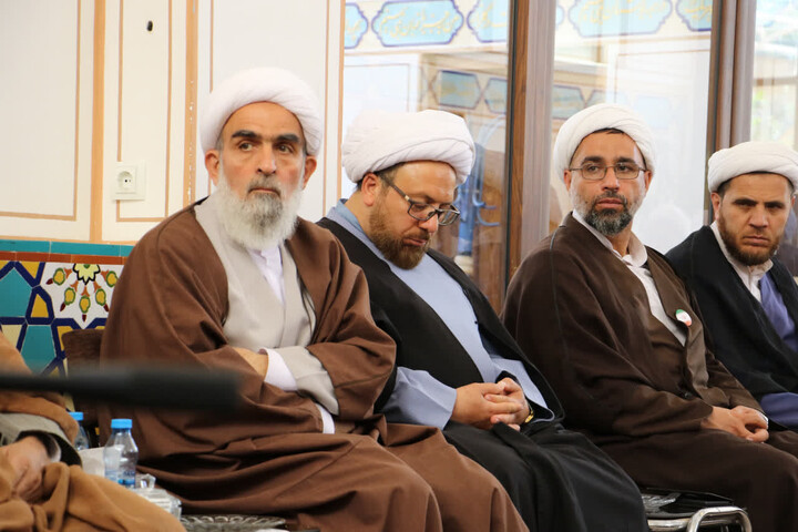 تصاویر |نشست ماهانه مدیران مدارس علمیه حوزه اصفهان
