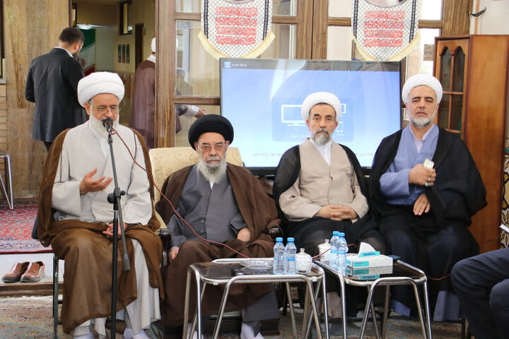 تصاویر |نشست ماهانه مدیران مدارس علمیه حوزه اصفهان