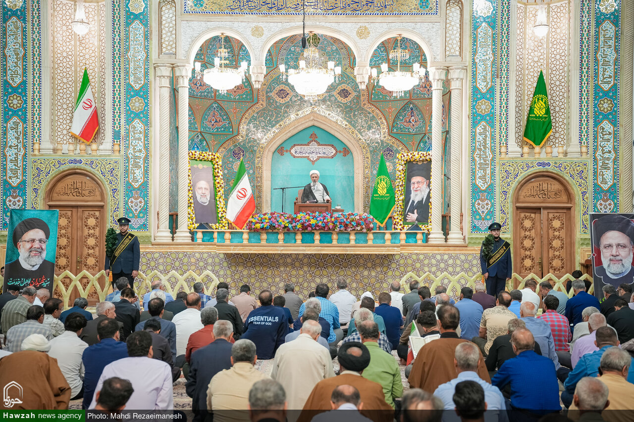 تصاویر/ مراسم دومین سالگرد شهادت سیدالشهدای خدمت شهید آیت الله رئیسی و شهدای خدمت در حرم حضرت معصومه سلام الله علیها