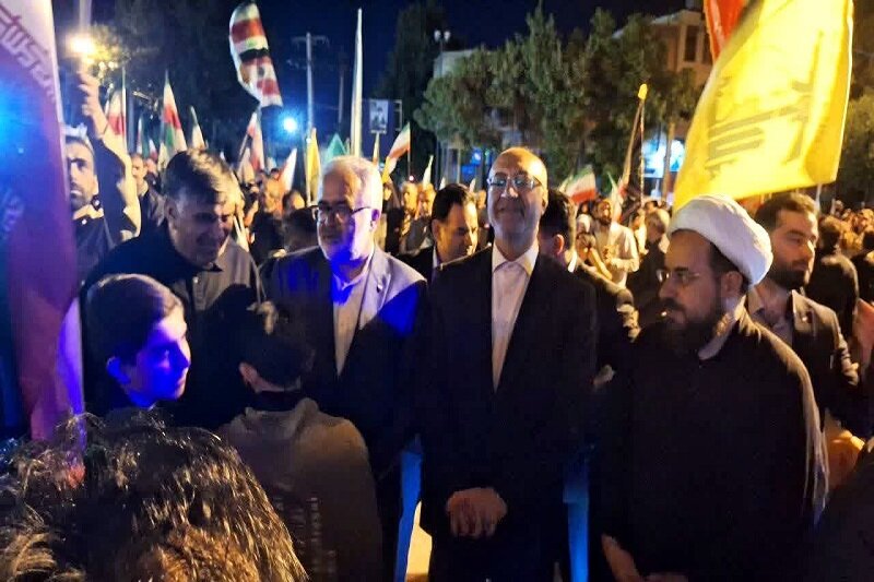 تواضع و مردمی‌ بودن، شاخص‌ترین ویژگی شهید رئیسی بود
