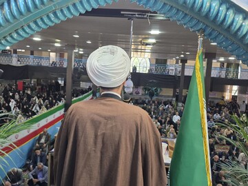 تصاویر / اقامه نماز جمعه در تویسرکان
