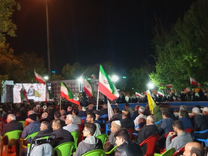 تصاویر/برگزاری یادواره شهدای خدمت در شهرستان شازند