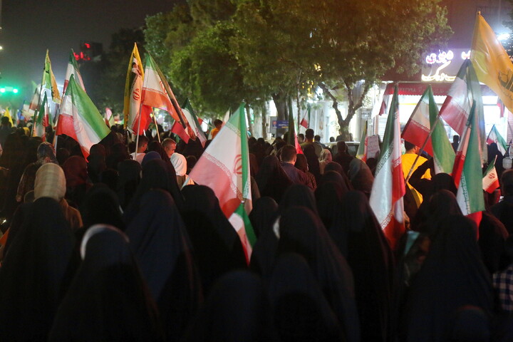 تصاویر/ خروش انقلابی مردم نیروگاه قم