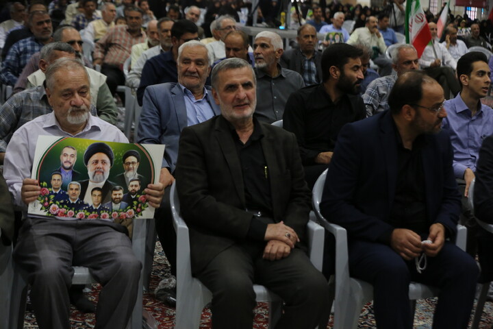تصاویر/ دومین سالگرد شهادت شهید جمهور و شهدای خدمتِ پرواز اردیبهشت در اصفهان