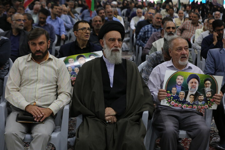 تصاویر/ دومین سالگرد شهادت شهید جمهور و شهدای خدمتِ پرواز اردیبهشت در اصفهان