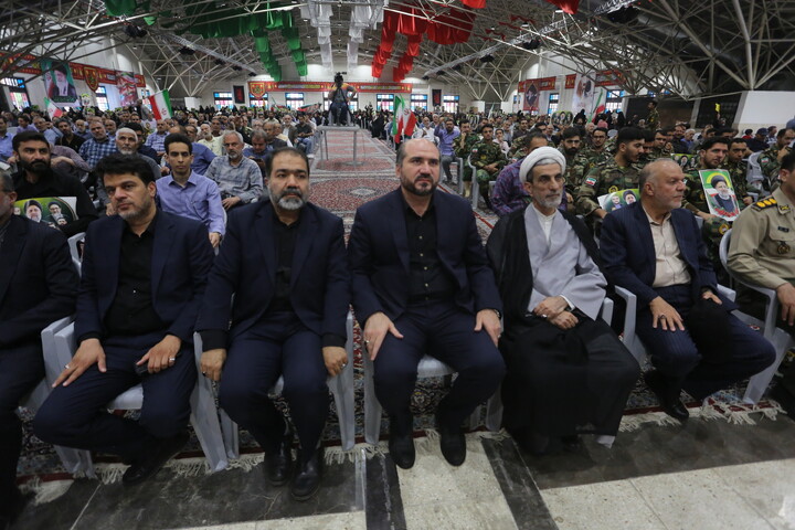 تصاویر/ دومین سالگرد شهادت شهید جمهور و شهدای خدمتِ پرواز اردیبهشت در اصفهان
