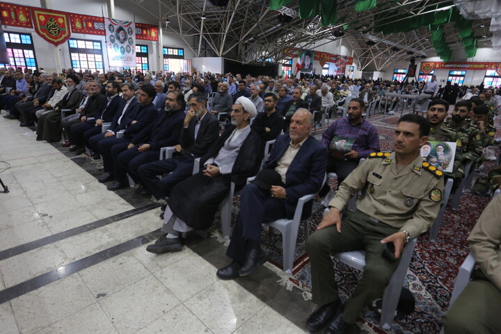 تصاویر/ دومین سالگرد شهادت شهید جمهور و شهدای خدمتِ پرواز اردیبهشت در اصفهان